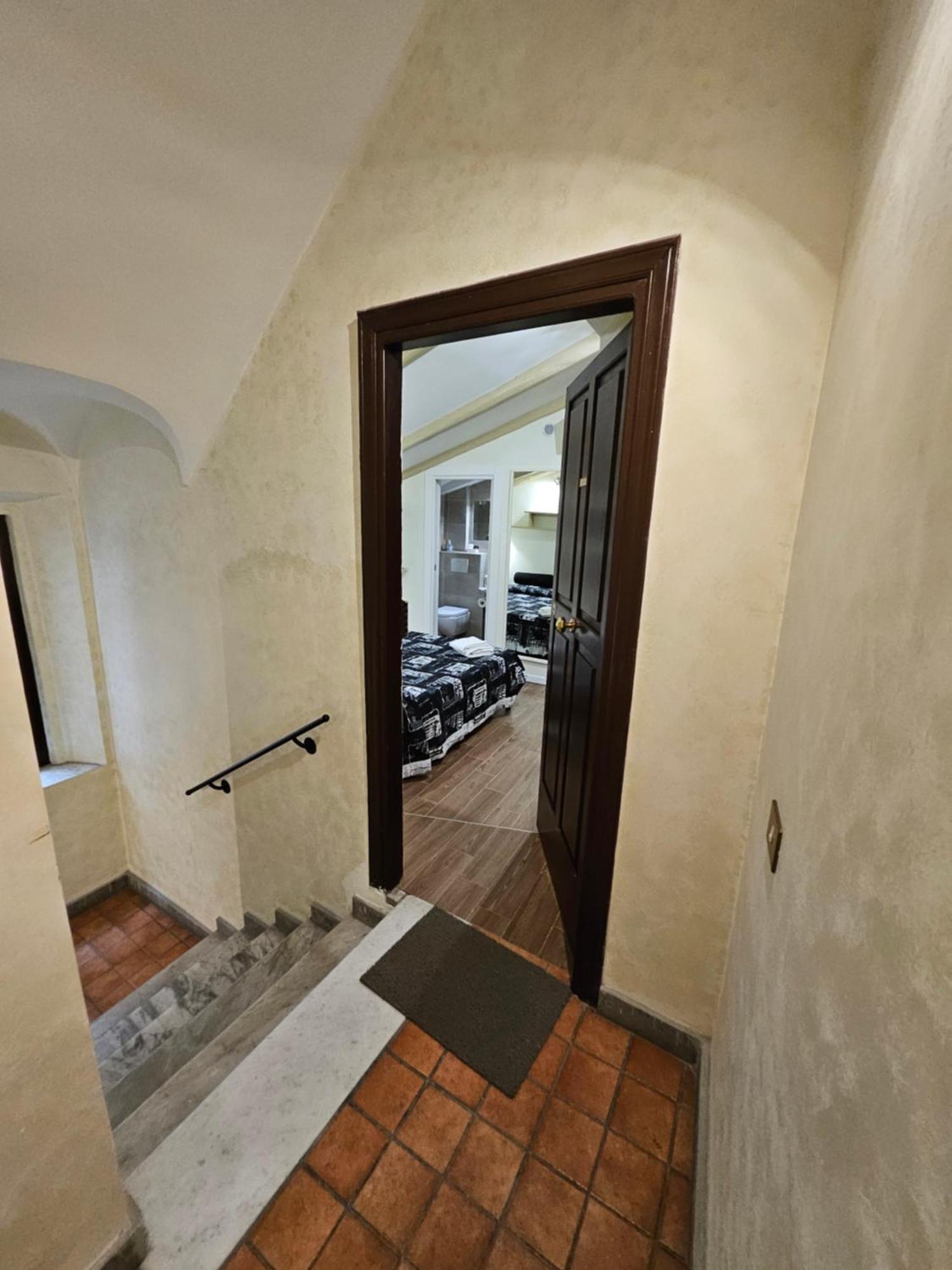 The Fox Cove Apartment Rome